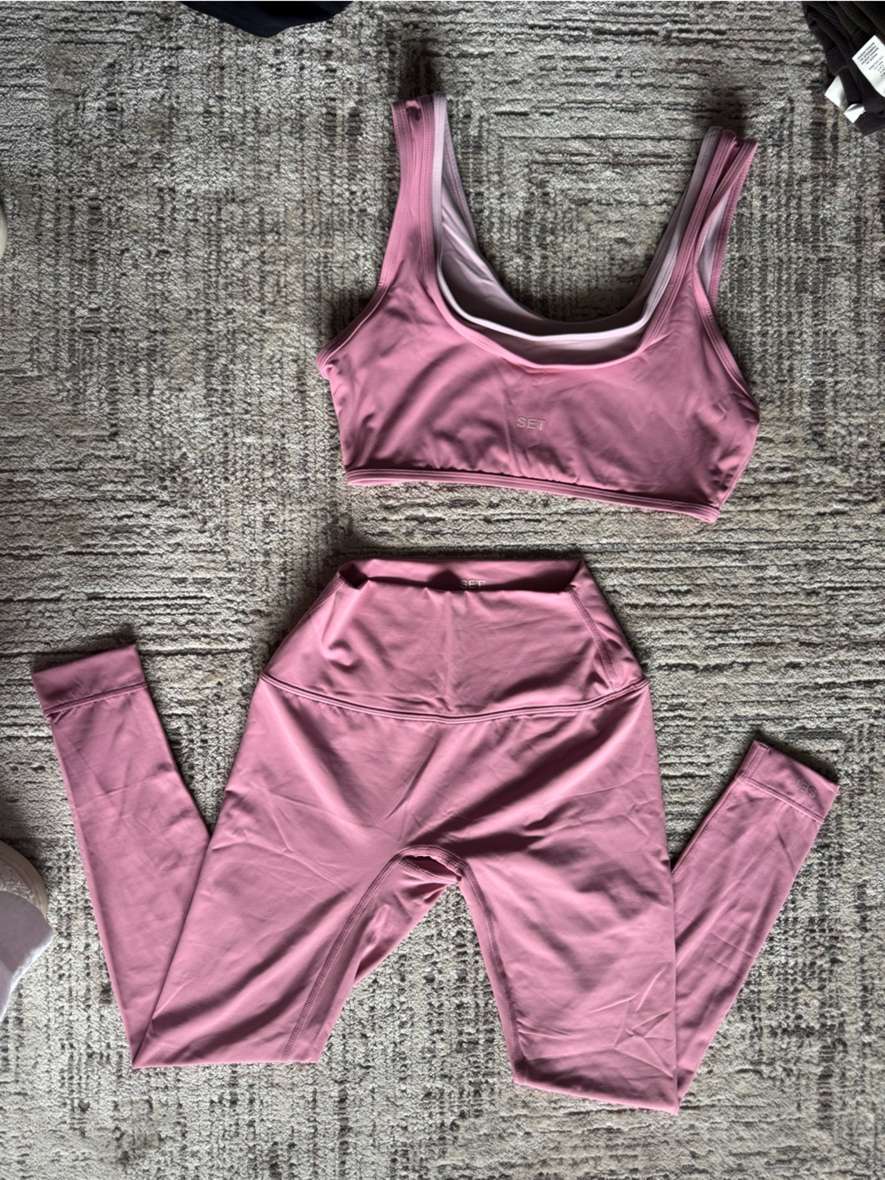 SET Active Pink Breast Cancer Awareness Set - Picture 1 of 7
